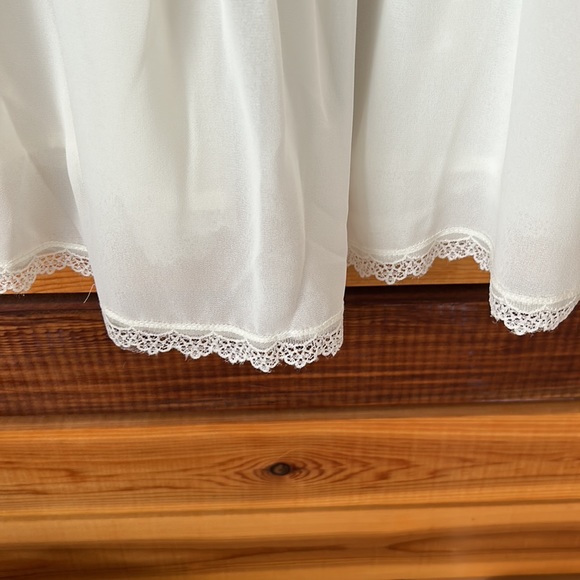 Nordstrom White Slip - Picture 4 of 4